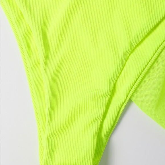 Ribbed Bikini Set Underwire Push Up Bra & High Cut Bottom + Skirt, bikini set - Picture 3 of 9